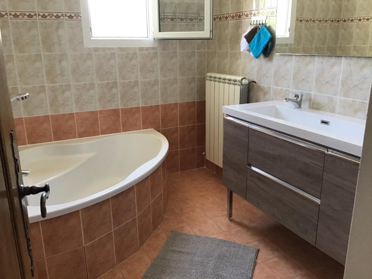 Maison de vacances10 pers piscine au calme 4 Etoiles Saint-Laurent-la-Vernède Extérieur photo